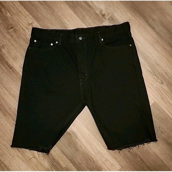 Levis 511 Men's Black Shorts 42 Dark Cut Off Bermuda - Picture 1 of 10